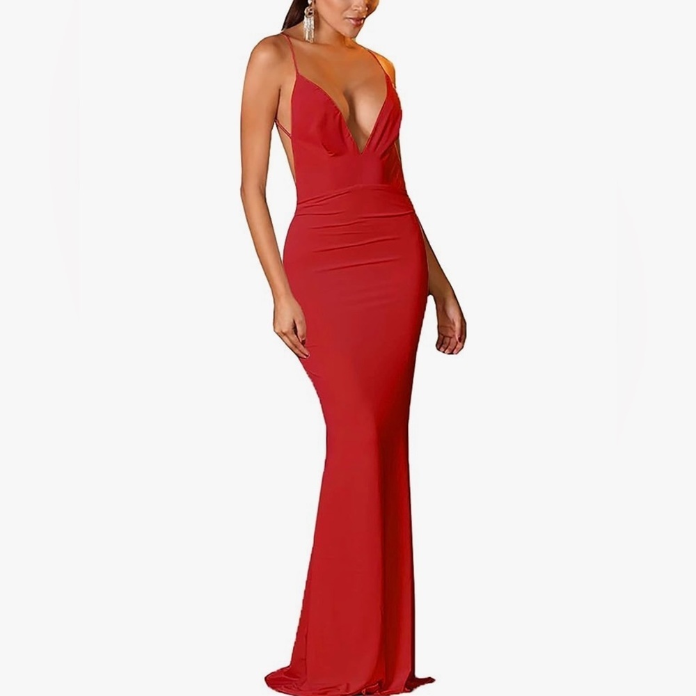 Chic Backless Red Dress